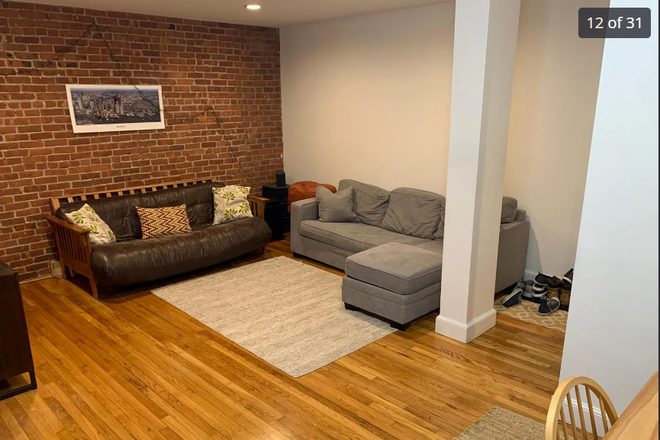Lving Room - 87 Gainsborough