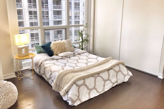 Primary bedroom - 1 Bedroom in a Spacious 2 Bed + 2 Ensuite Bath + Den