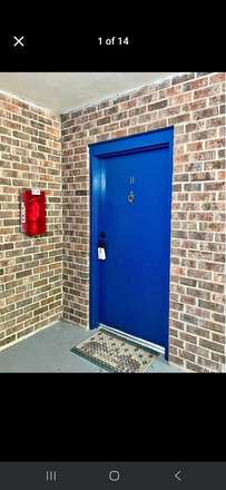 Door - Schaub drive close to Campus