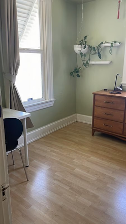 Bedroom - Furnished Room (utilities incl.) for rent in private quiet residence close to UCR