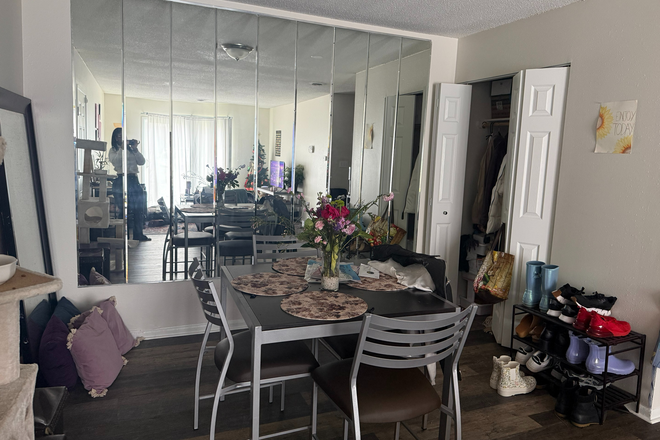 Dining area - The Bend Apartments