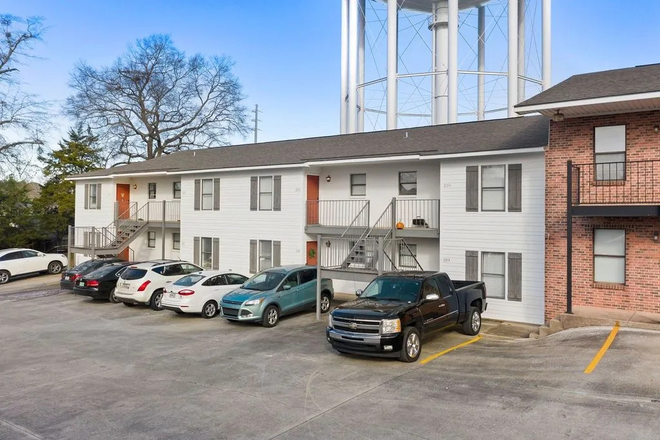 Outside of Apartment - Haley Commons