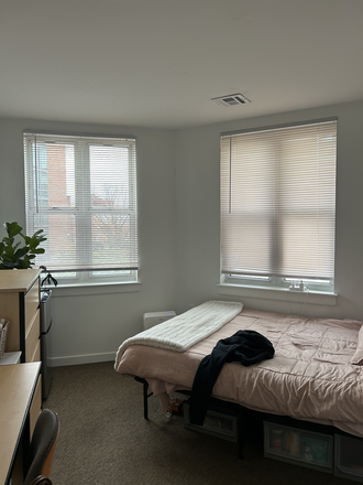 Bedroom A - South Campus Commons 5 apartment with a 4x2 layout on the 5th floor.
