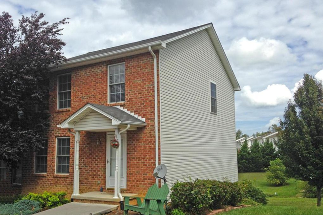 Front - Large End Unit Townhouse