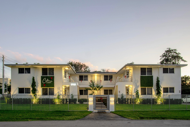 Exterior 1 - Walk to Campus. REMODELED Modern STUDIO at Celine Gardens (5 star prop)