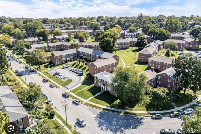 A view of Rodgers Forge apartments - Room for rent in Rodgers Forge Apartments. Approximately 1 mile from campus in a quiet neighbor