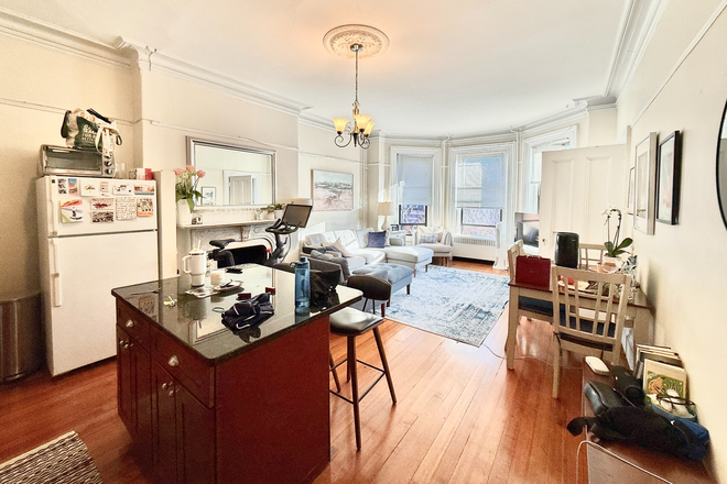 a - Gorgeous Apartments