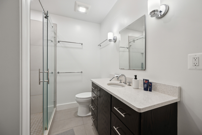 Bathroom - 4717 Tecumseh House