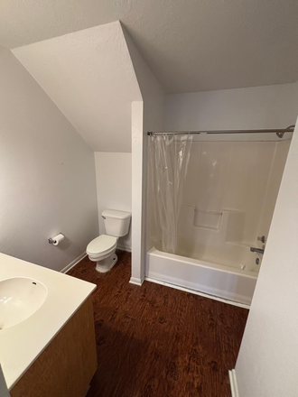Open Bathroom - Duplex near Southwest Parkway