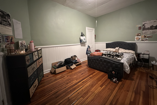 Bedroom - Huntington Ave Apartment