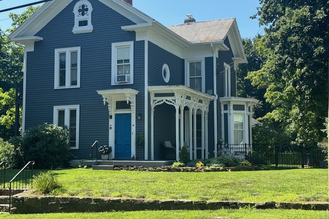 1089 Main St Covenry - 1 Bedroom Apartment, close to campus in Coventry