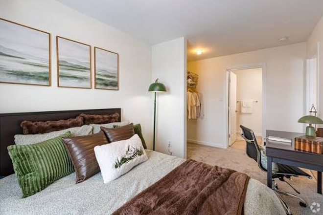 one of three bedrooms - The Villas at happy valley