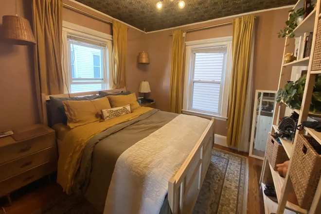 bedroom 2 - Incredibly spacious two bedroom apartment in Inman/Union Sq neighborhood