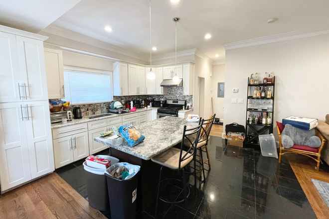 Kitchen - 32 Sumner St., #1, Boston, MA 02125 (Dorchester)