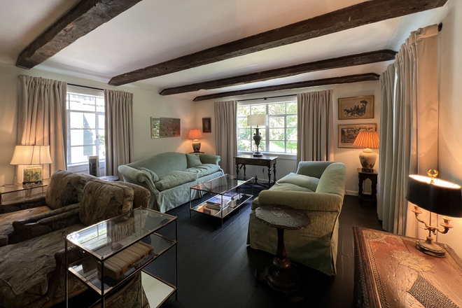 Living room - 3 BR apt-Province Line Rd-Hopewell available furnished