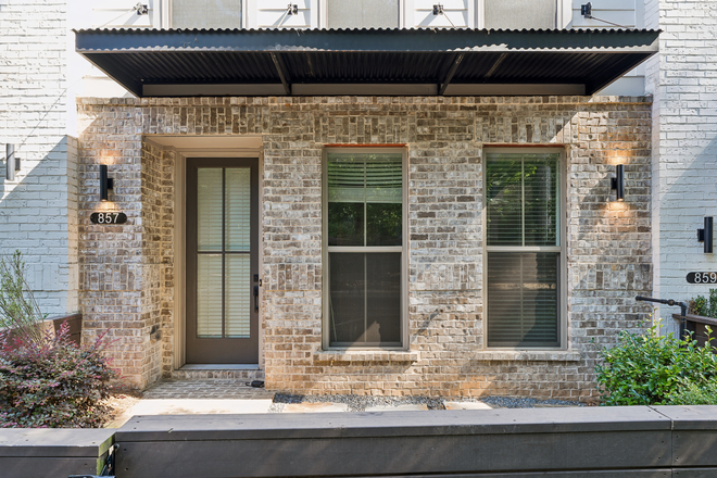 entry - Towns at North Decatur townhome located in Lula Hills, Medlock Park