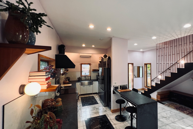 Kitchen 1 - House on the Hill