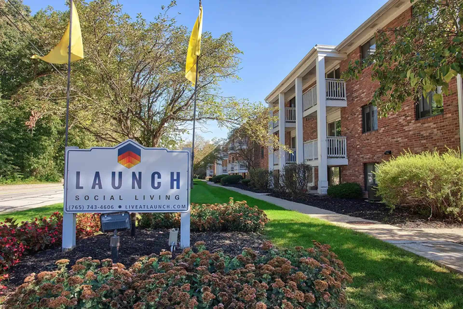 Outside Street View - Launch Apartments