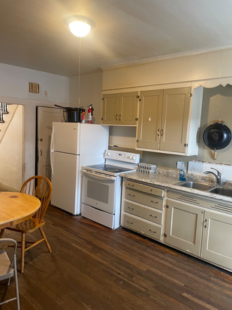 Kitchen - 5 bedroom 2 bath with spare guest room near bus line to UConn campus Apartments