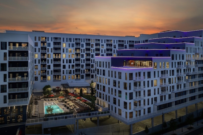 The housing - Amli Atlantic station