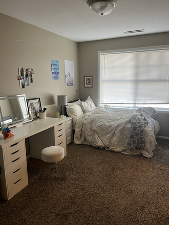 bedroom - The Quarters Mankato