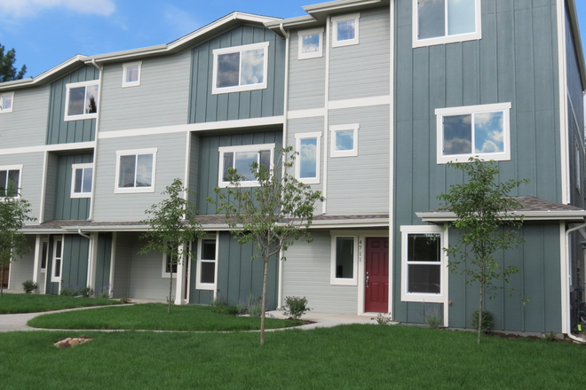 4705-4711 - 4707 Qualla Drive (5 bed/5 bath)