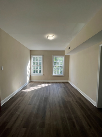 #18 - living/dining room - Your Last-Minute Housing Search Ends Here! Apartments