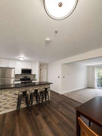 Open concept Kitchen and living room - Close to UVM 2Bed1Bath apartment *Heat included*