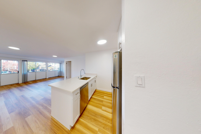 - 2627 Hillegass Avenue