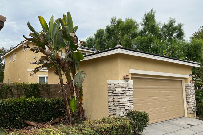 Garage - Redington Community Home near UC Riverside within walking distance