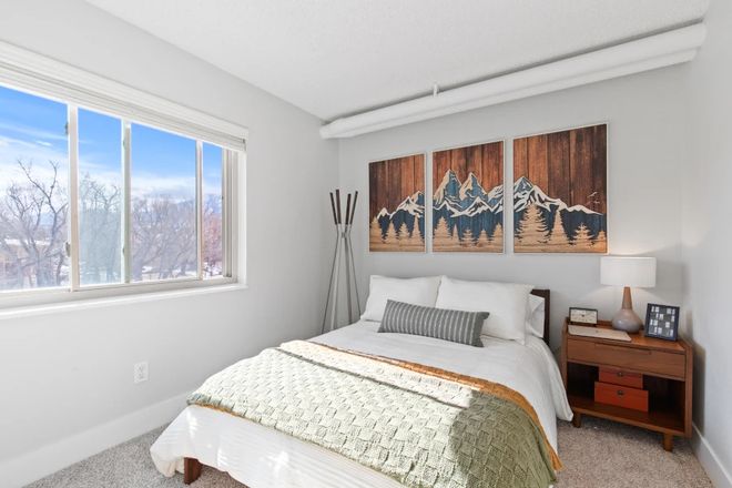 Bedroom - Mountainaire Studio