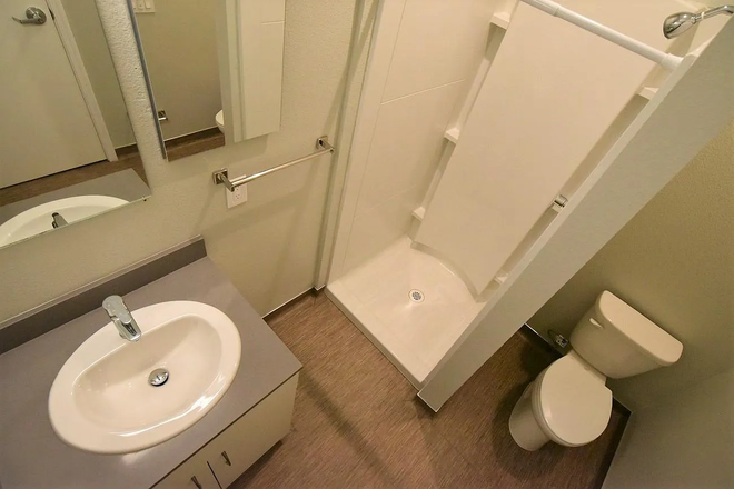 Bathroom - Private Bedroom Located 1 Block from campus!