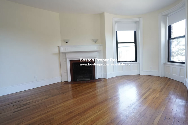 a - Great price, unit and location.... Apartments