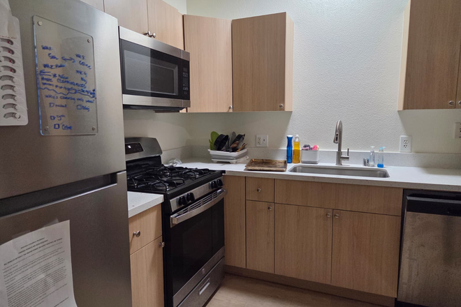 kitchen has new appliances! - 4x4 Upgraded at Grandmarc near UV