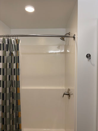 Walk in shower - Union on Broadway apartments