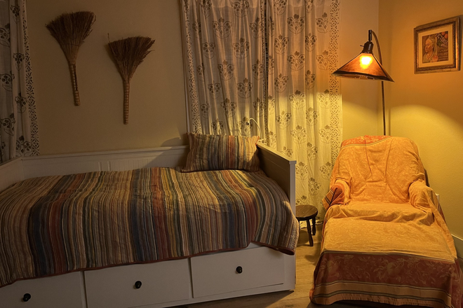 Studio reading corner - Cozy, fully furnished studio, 8 min. on foot to UCR Science Library, $900, all utilities included