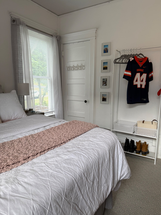 Bedroom - 1Bedroom - Euclid Avenue