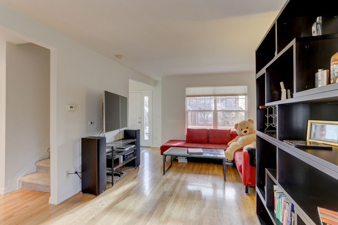 3 - AVAILABLE 8/5: 4935 10th St House