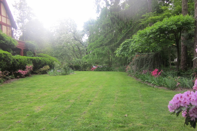 Lawn - Semi-furnished 1BR Cottage-Greenholm St-Princeton Apartments