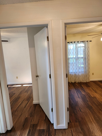 guest beds - 3BR 2BA Share or family. Quiet neighborhood near UCF.