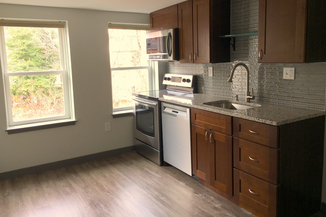 kitchen - One Bedroom Apartment One Block from Mt. Vernon UMB Shuttle Stop