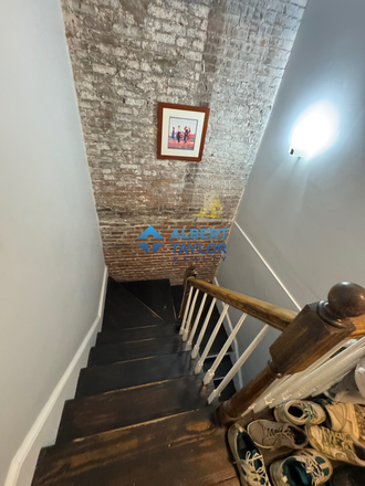 Head of Stairs - 6 Bedroom on Tremont! 2 Minutes from ISEC!! Apartments