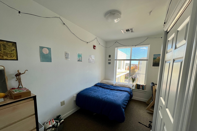 Bedroom - SCC7 Apt 7806A