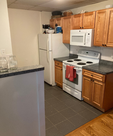 kitchen - 37 Davis Square, Unit 2, Somerville MA 02144 Apartments