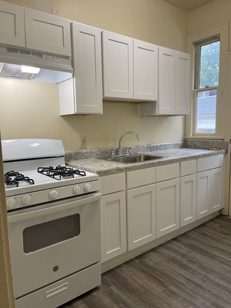 kitchen - 2BR apt-Nassau St-Princeton