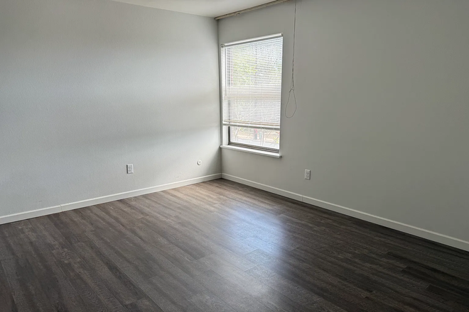 Spacious bedroom, photos dont do justice - Shady Creek Apartments