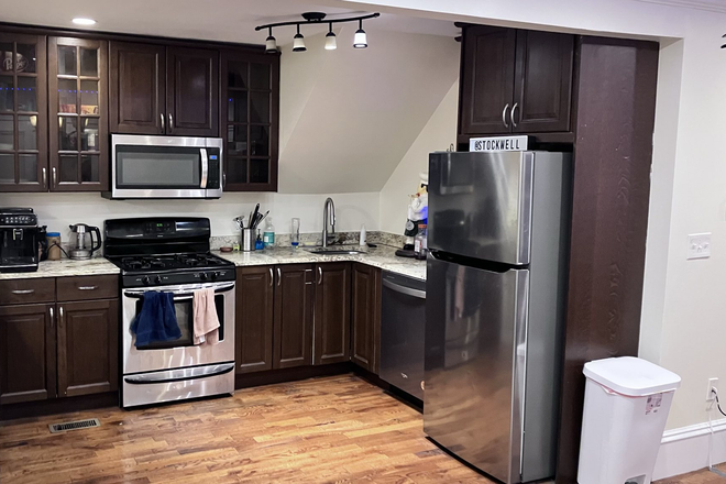 Kitchen - Spacious room in house with private attached bath