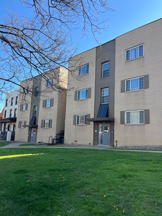 Outside Street View - URGENT: McKee Pl Apartment, 1 PRIVATE BEDROOM AVAILABLE!!