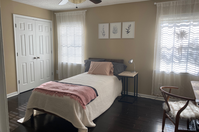 Bedroom - Serene Townhome
