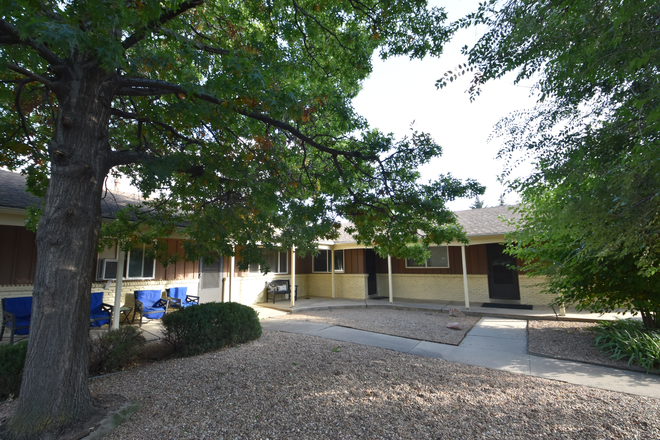 650 Inca - 650-652 Inca . (5BR/ 2BA) 2 UNITS AVAILABLE!!